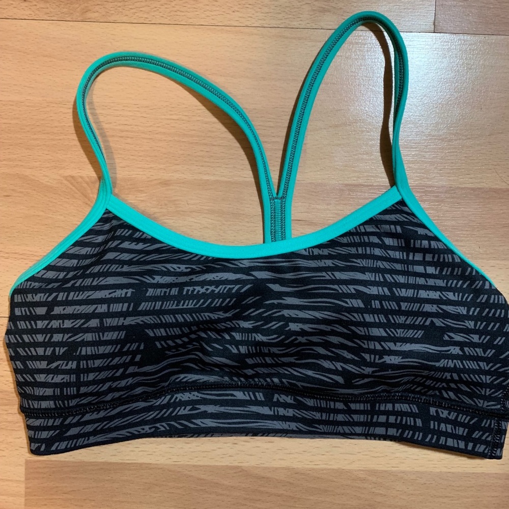 Lululemon flow Y bra